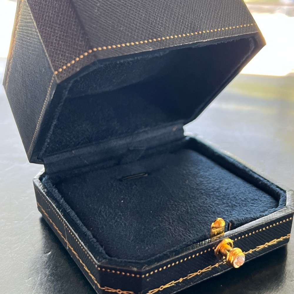 Jewelry Box - Picture 5 of 10